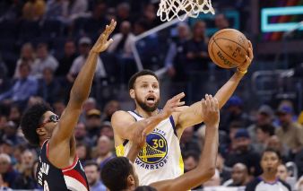 NBA-库里31+5飙中关键三分克莱11分 勇士6人上双110-106险胜开拓者
